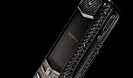 Vertu Ascent Ti Carbon Fibre : light is expensive