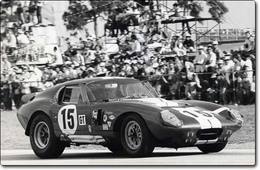 Shelby Cobra 1962/66 : tonnerre mécanique