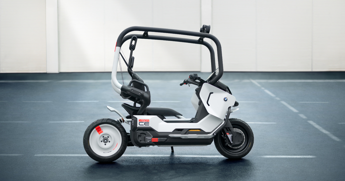Avec le Vision CE BMW modernise son mythique scooter C1