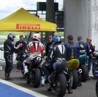 En piste: les Pirelli Days millésime 2010.