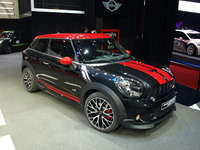 En direct du Salon de Genève 2013 - Mini Paceman JCW : tout un concept