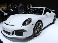 Vidéo en direct du salon de Genève 2013 - Porsche 911 GT3 : le must !!