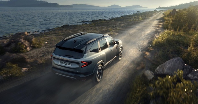 Nouveaux Dacia Duster et Bigster Hybrid-G 150 4x4, le grand luxe à quatre roues motrices