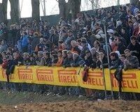 Pirelli s’impose à Montova…