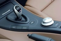 BMW M GmbH : la boîte M à double embrayage à 7 rapports avec Drivelogic fait baisser consommation et émissions de CO2