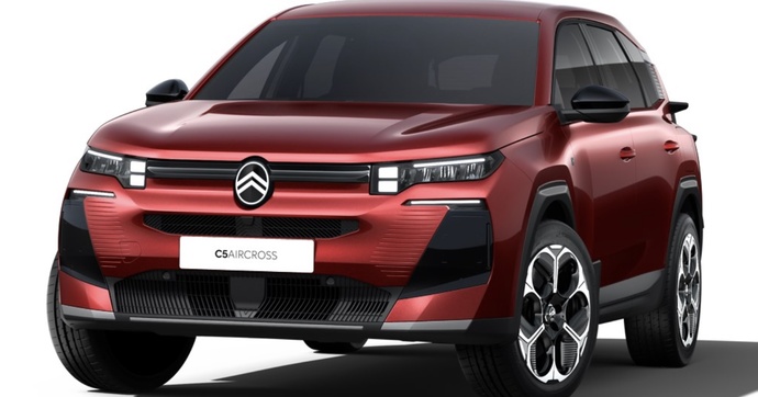 Le nouveau Citroën C5 Aircross hybride rechargeable est moins cher que le Peugeot 3008, mais...