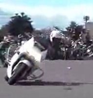 Vidéo moto : test à la japonaise
