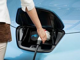 Nissan offre 400 bornes de recharge à l'Europe pour développer la mobilité électrique