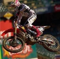 Anaheim 3 - Lites : Trey Canard met la pression sur Jake Weimer