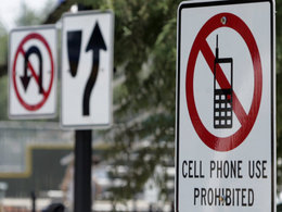 Une étude américaine affirme que téléphoner au volant n'augmente pas le nombre d'accidents