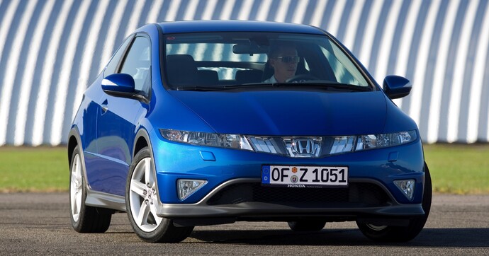 Honda Civic 1.8, le vaisseau spatial increvable