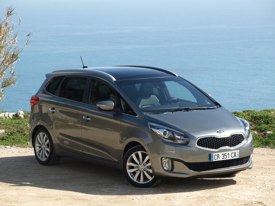 Essai vidéo - Kia Carens : des carences en vitamines