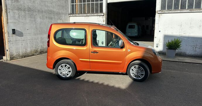 Un Kangoo Be Bop revu avec un intérieur cuir