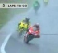 Moto GP : France : Hayden dans le bac à sable.