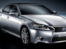 Lexus va développer un petit moteur hybride