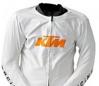 KTM Racing Rain Suit... quand les circuits sont plus qu'humides!