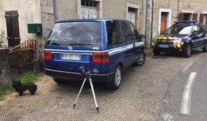 Insolite : dans le Gard, gare au faux radar !