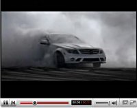 Pub Vidéo : Mercedes C63 AMG, fumer peut tuer (vos pneus)