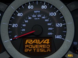Salon de Los Angeles 2010 : le Toyota RAV4 électrique se dévoile petit à petit
