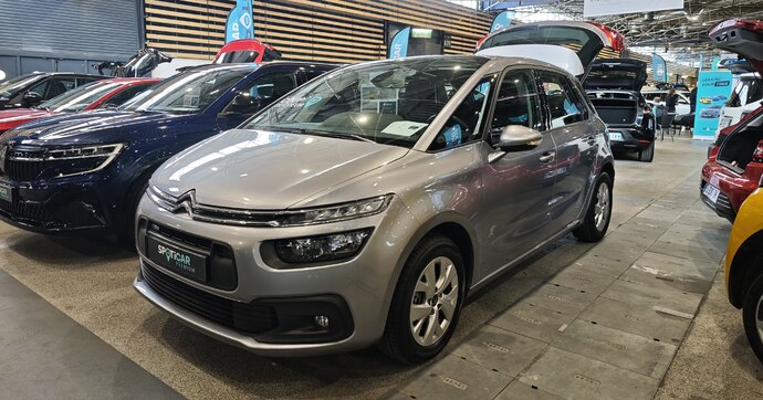 Focus voiture d'occasion au Salon de Lyon : et la moins chère est...