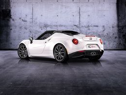 Mondial de Paris 2014 - L'Alfa Romeo 4C Spider de série y sera