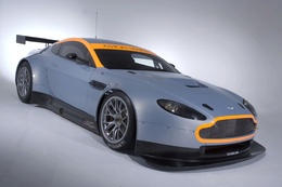 Aston Martin Vantage GT2 : for your eyes only (et pour la piste aussi)