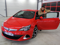 Les essais de Soheil Ayari : Opel Astra OPC