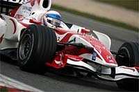 Super Aguri et la Scuderia Toro Rosso sous les projecteurs