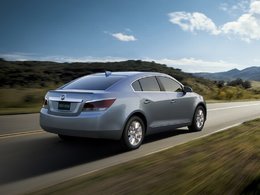 Salon de Los Angeles 2010 : la Buick LaCrosse 2012 hybride