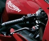 Des promos chez Triumph: Daytona, Bonneville et Thunderbird "full option" pour le même prix...