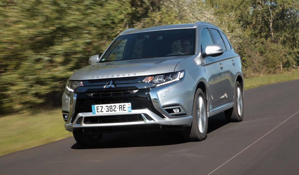 Mitsubishi Outlander Hybride Rechargeable 14 000 De Remise Mais Comment