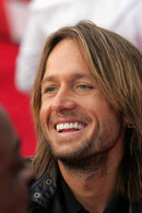 Keith Urban n’a pas oublié celui qui lui a vendu sa première voiture