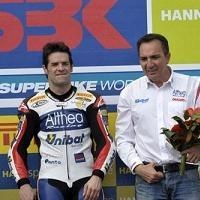 Superbike - Phillip Island M.2: Checa bat les usines