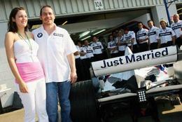 Jacques Villeneuve: pas d'écurie pour l'année prochaine mais une épouse pour la vie
