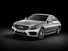Revue de presse du 9 août 2014 - La dernière Mercedes Classe C déjà fabriquée sur 4 continents...