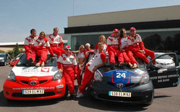 Pluie de vedettes pour l'Aygo Celebrity Tour