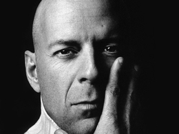 Bruce Willis : un maître-chanteur lui réclame 100 000 dollars et une voiture neuve