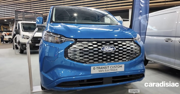 Au salon de Lyon, les utilitaires jouent aux ambassadeurs de l’électrique et du PHEV