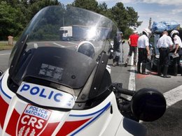 Un automobiliste de 82 ans fait 13 km en sens inverse sur l'A7, bilan: Un blessé.