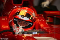 F1: Schumi prolonge avec Ferrari pour 3 ans !