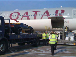 25 000 € par voiture : c'est le prix d'un transfert en avion cargo du Moyen-Orient vers Londres
