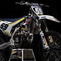 Husqvarna : la 250 FC 2016 derrière la grille à Trentino