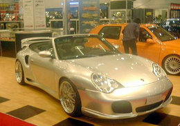 Spécial Salon de Genève : une édition 2003 qui respire le tuning