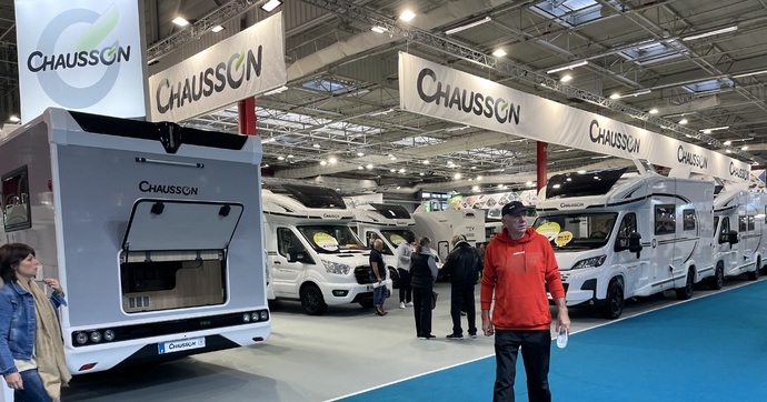 Salon du véhicule de loisirs 2025 : tendance 4x4 et tarifs qui se plient en quatre