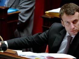 Salaire de Ghosn : Macron monte au créneau