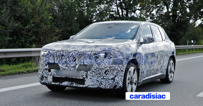 Le prochain restylage du SUV électrique BMW iX1 se prépare.