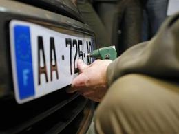 Les fausses plaques d'immatriculation se multiplient en France