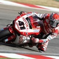 Superbike - Kyalami M.2: Haga tient en respect son équipier