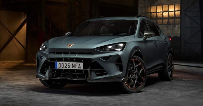 En France, le nouveau Cupra Formentor VZ5 à moteur d'Audi RS 3 va déchanter