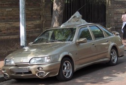 Saucisse du vendredi : Ford Sierra Lunaire